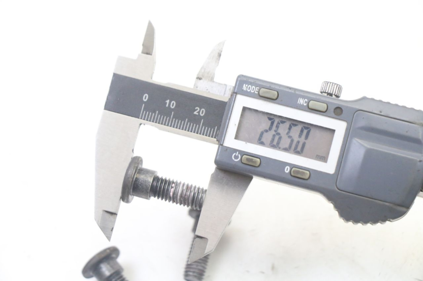 photo de ŚRUBA TARCZY HAMULCOWEJ KYMCO AGILITY 4T 50 (2018 - 2022) - Inny kąt widzenia