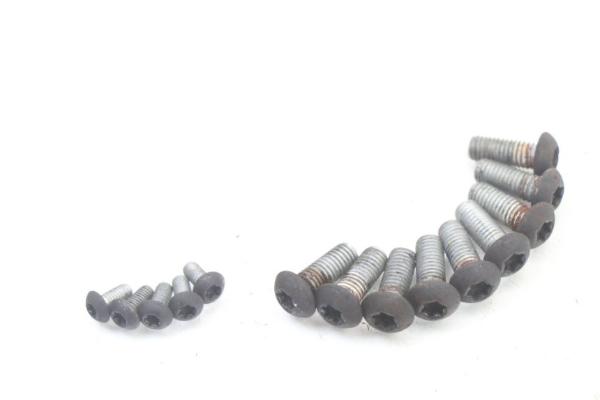 photo de ŚRUBA TARCZY HAMULCOWEJ BMW C1 125 (2000 - 2003) - Widok główny