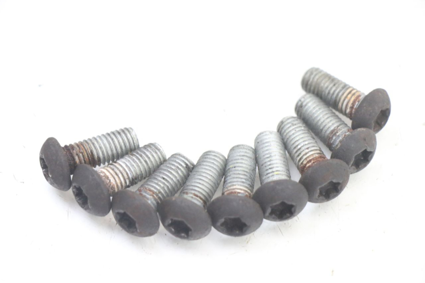 photo de ŚRUBA TARCZY HAMULCOWEJ BMW C1 125 (2000 - 2003) - Zoom stanu zużycia