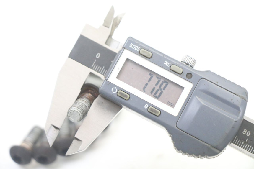 photo de ŚRUBA TARCZY HAMULCOWEJ BMW C1 125 (2000 - 2003) - Widok ogólny