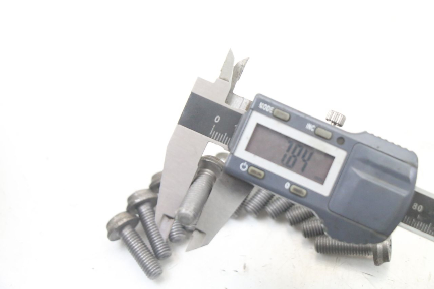 photo de ŚRUBA TARCZY HAMULCOWEJ BMW S RR ABS S1000RR 1000 (2015 - 2018) - Inny kąt widzenia