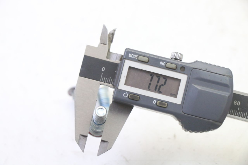 photo de ŚRUBA TARCZY HAMULCOWEJ MOTRON BREEZY 4T 50 (2021 - 2025) - Zbliżenie techniczne