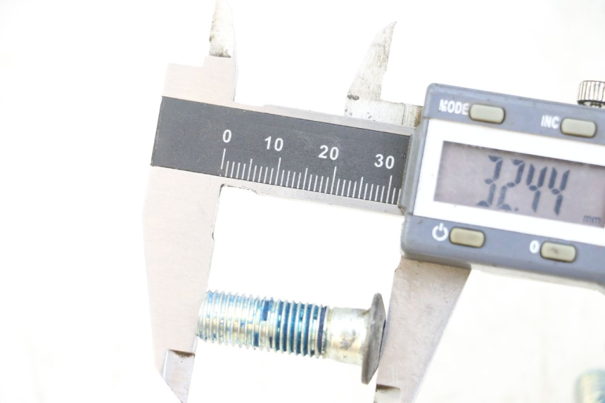 photo de ŚRUBA TARCZY HAMULCOWEJ YAMAHA BW'S 50 (2004 - 2017) - Szczegół części