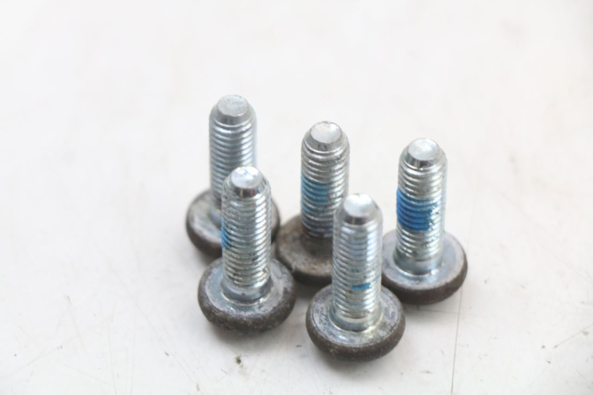 photo de ŚRUBA TARCZY HAMULCOWEJ YAMAHA CYGNUS X 125 (2004 - 2007) - Zoom stanu zużycia