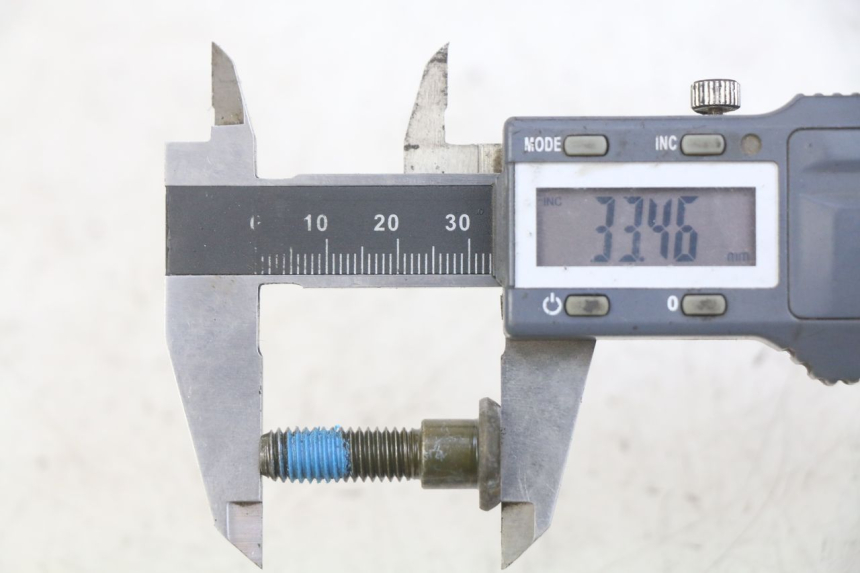 photo de ŚRUBA TARCZY HAMULCOWEJ KYMCO DOWNTOWN ABS 125 (2015 - 2017) - Zoom stanu zużycia