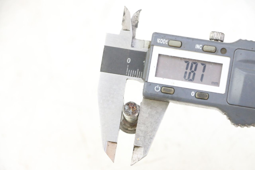 photo de ŚRUBA TARCZY HAMULCOWEJ PEUGEOT ELYSTAR 50 (2002 - 2014) - Szczegół części