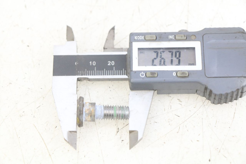 photo de ŚRUBA TARCZY HAMULCOWEJ HONDA FES PANTHEON 2T 125 (1998 - 2002) - Zoom stanu zużycia