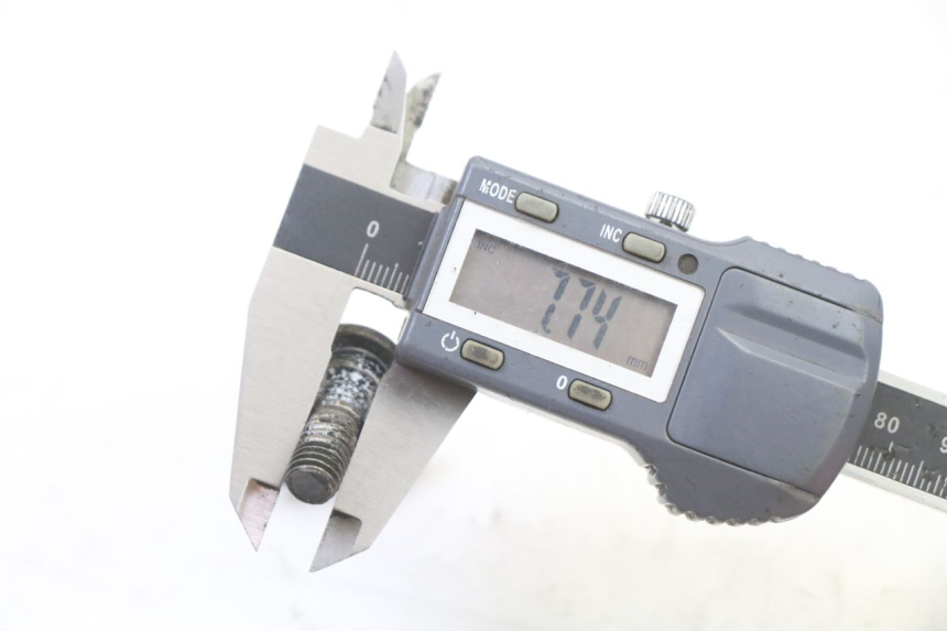 photo de ŚRUBA TARCZY HAMULCOWEJ SYM FIDDLE 2 S 125 (2012 - 2014) - Zbliżenie techniczne