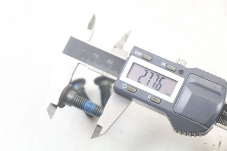 photo de ŚRUBA TARCZY HAMULCOWEJ SYM FIDDLE 3 III 125 (2014 - 2020) - Inny kąt widzenia