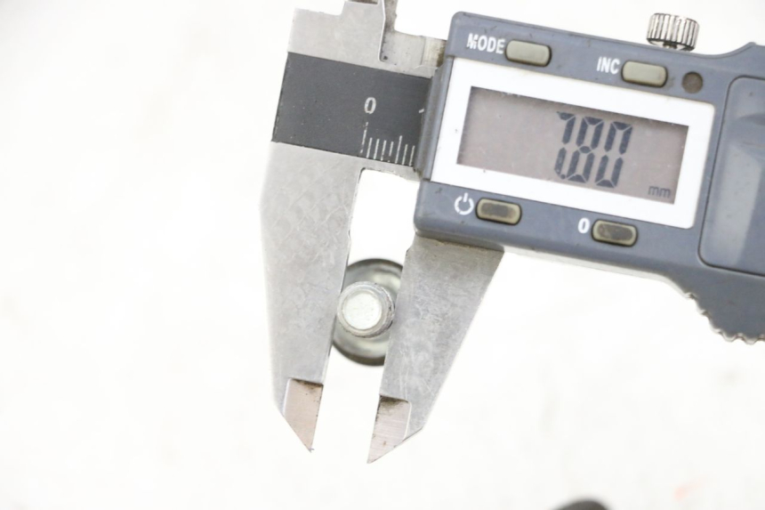 photo de ŚRUBA TARCZY HAMULCOWEJ MBK FLAME X 125 (2007 - 2016) - Szczegół części