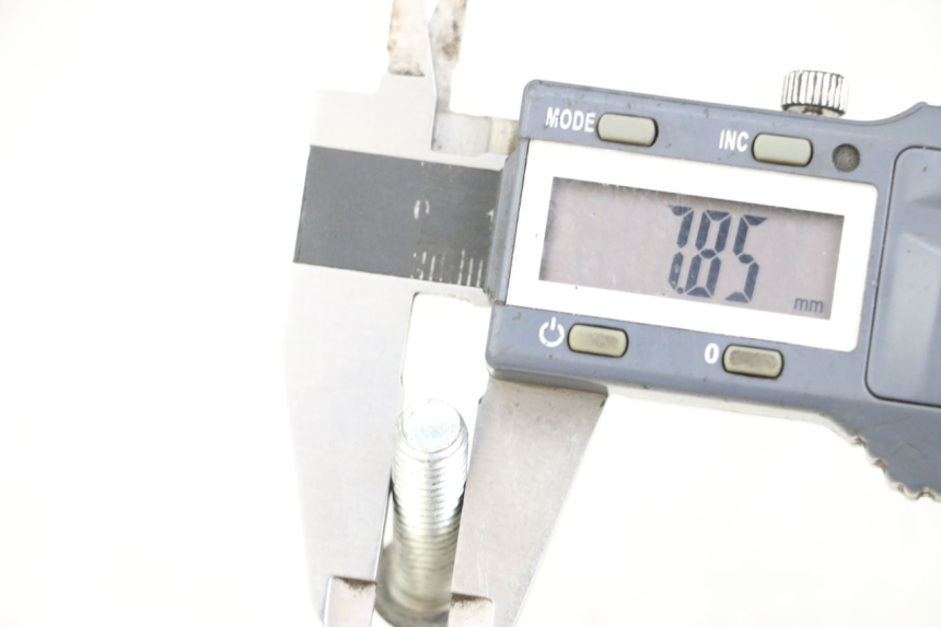 photo de ŚRUBA TARCZY HAMULCOWEJ PEUGEOT GEOPOLIS RS 125 (2007 - 2009) - Inny kąt widzenia