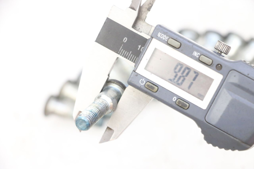 photo de ŚRUBA TARCZY HAMULCOWEJ SUZUKI GSF N BANDIT 600 (1996 - 1999) - Szczegół części