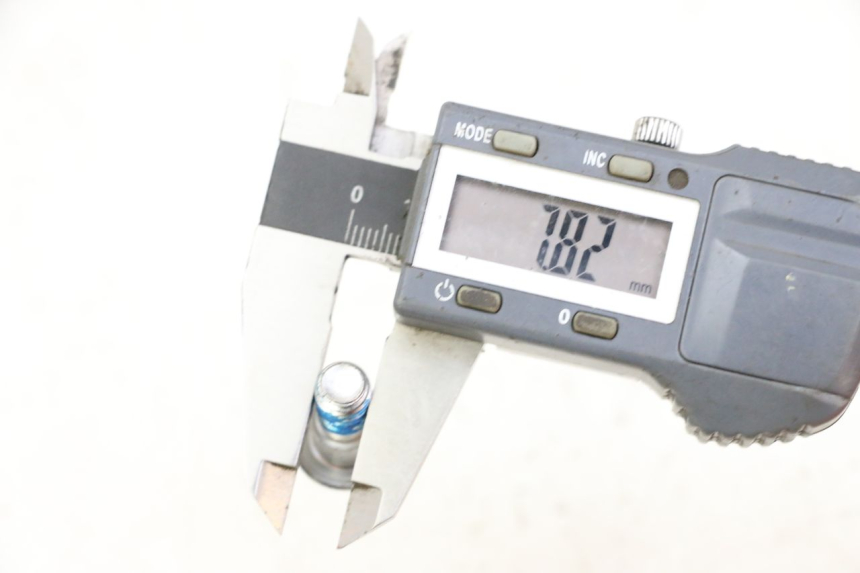 photo de ŚRUBA TARCZY HAMULCOWEJ SUZUKI GSR 750 (2011 - 2017) - Inny kąt widzenia