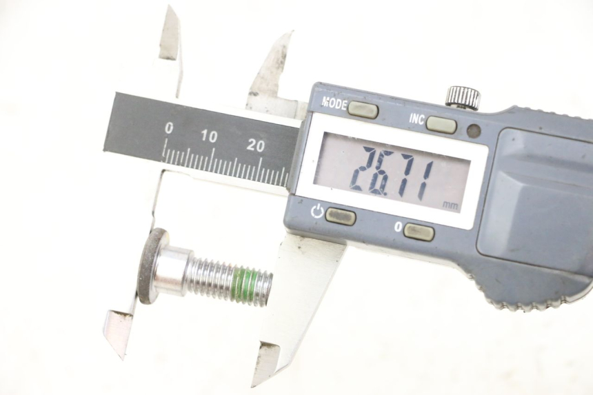 photo de ŚRUBA TARCZY HAMULCOWEJ HONDA FES S-WING SWING ABS 125 (2007 - 2015) - Zoom stanu zużycia