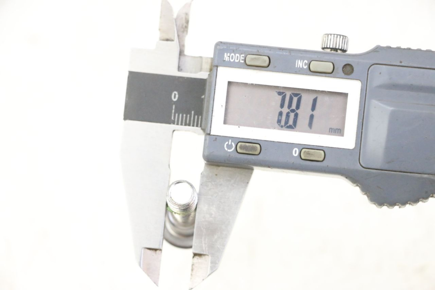 photo de ŚRUBA TARCZY HAMULCOWEJ HONDA FES S-WING SWING ABS 125 (2007 - 2015) - Inny kąt widzenia