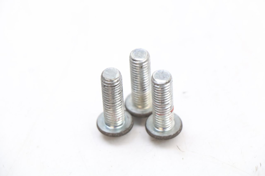 photo de ŚRUBA TARCZY HAMULCOWEJ PEUGEOT KISBEE 4T 50 (2018 - 2022) - Zoom stanu zużycia