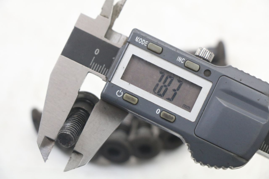 photo de ŚRUBA TARCZY HAMULCOWEJ KYMCO X-TOWN XTOWN 125 (2016 - 2021) - Inny kąt widzenia