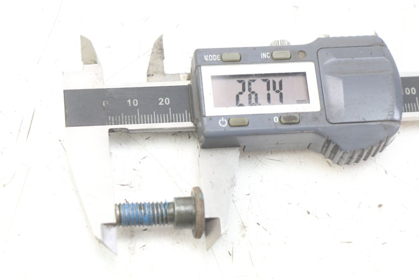 photo de ŚRUBA TARCZY HAMULCOWEJ KYMCO LIKE 4T 50 (2009 - 2018) - Zoom stanu zużycia