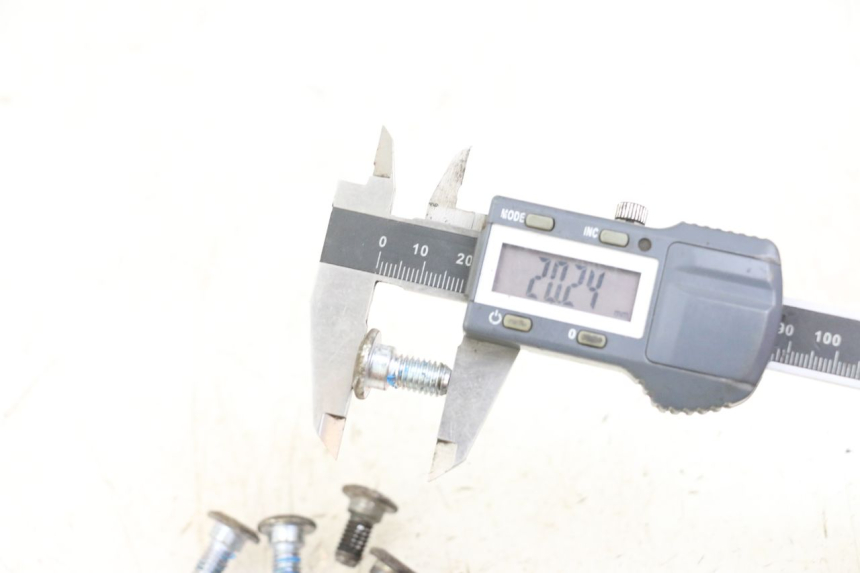 photo de ŚRUBA TARCZY HAMULCOWEJ MASAI XL 50 (2012 - 2019) - Inny kąt widzenia