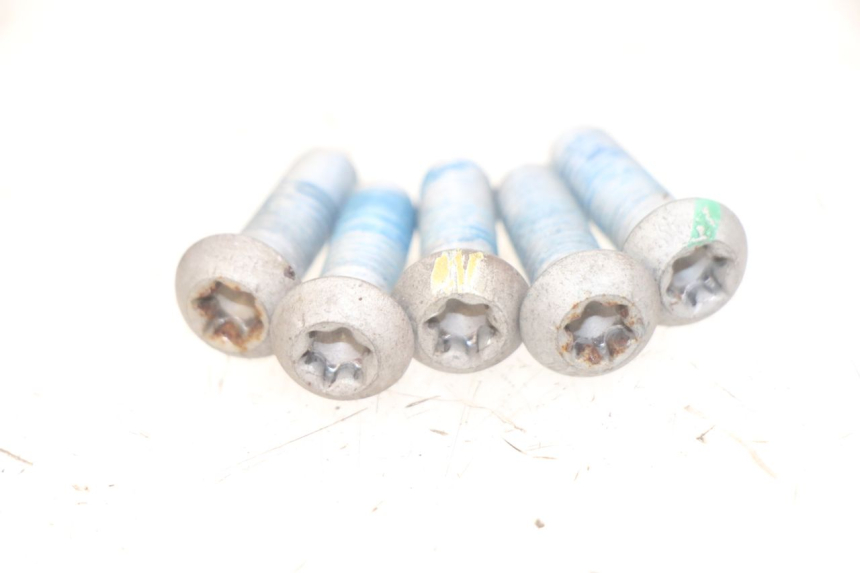 photo de ŚRUBA TARCZY HAMULCOWEJ PIAGGIO MEDLEY 125 (2016 - 2023) - Widok ogólny