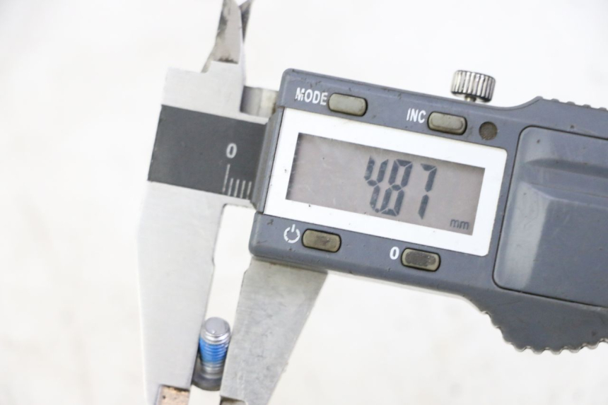 photo de ŚRUBA TARCZY HAMULCOWEJ XIAOMI MI PRO 2 1 - Zoom stanu zużycia