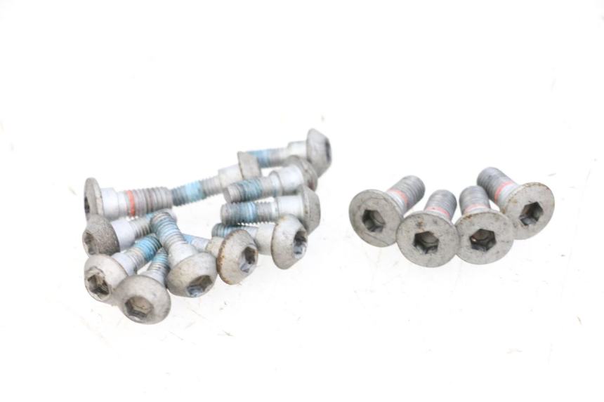 photo de ŚRUBA TARCZY HAMULCOWEJ YAMAHA MT-07 MT07 ABS 700 (2018 - 2020) - Widok ogólny