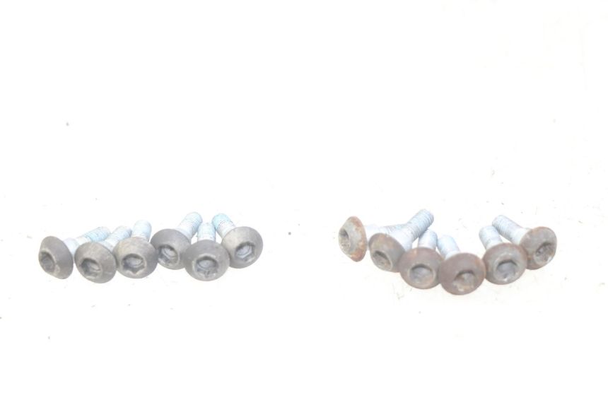 photo de ŚRUBA TARCZY HAMULCOWEJ YAMAHA MT ABS 125 (2014 - 2018) - Szczegół części