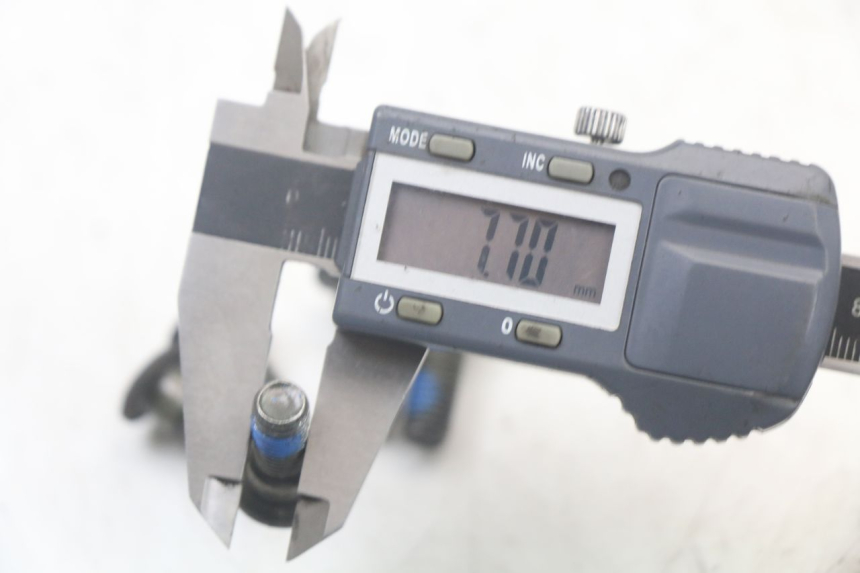 photo de ŚRUBA TARCZY HAMULCOWEJ SYM ORBIT III 3 4T 50 (2018 - 2021) - Zbliżenie techniczne