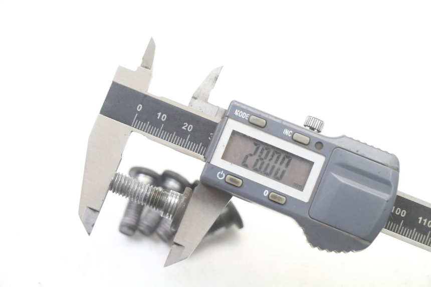 photo de ŚRUBA TARCZY HAMULCOWEJ SYM ORBIT III 3 4T 50 (2021 - 2025) - Inny kąt widzenia