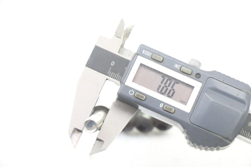 photo de ŚRUBA TARCZY HAMULCOWEJ PEUGEOT SATELIS COMPRESSOR K15 125 (2006 - 2009) - Inny kąt widzenia