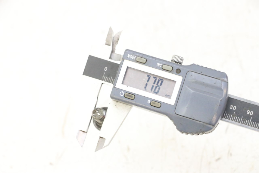 photo de ŚRUBA TARCZY HAMULCOWEJ PEUGEOT TWEET 4T 50 (2014 - 2019) - Szczegół części