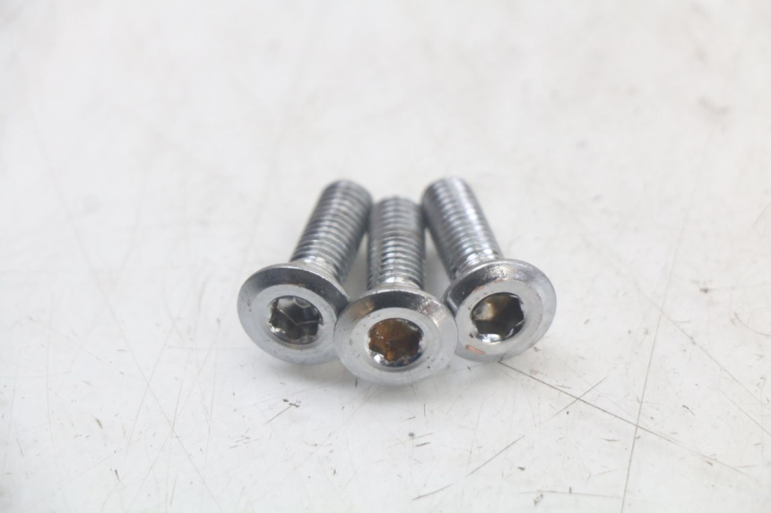 photo de ŚRUBA TARCZY HAMULCOWEJ DERBI SENDA SM X-TREME 50 (2006 - 2010) - Zoom stanu zużycia