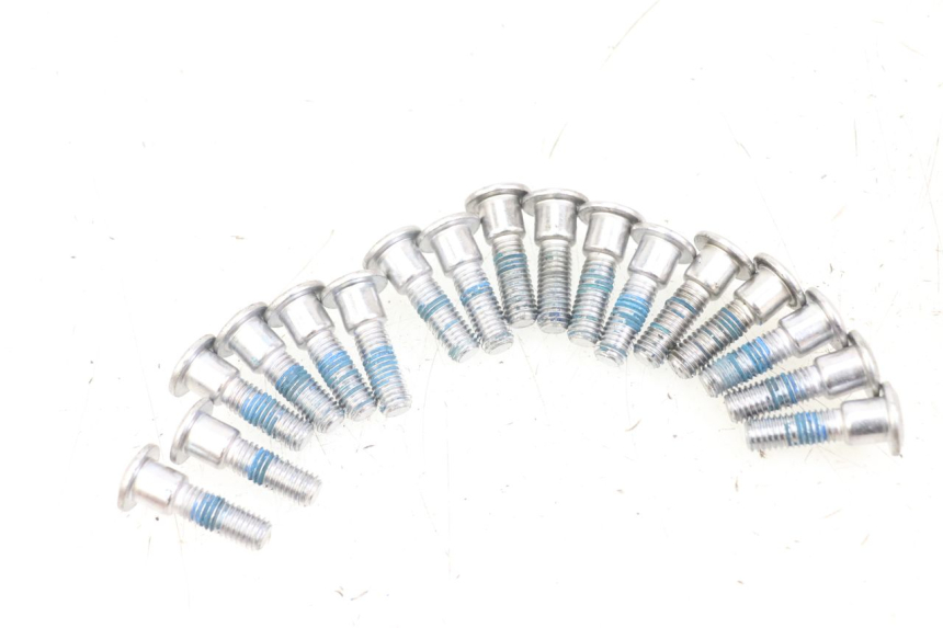 photo de ŚRUBA TARCZY HAMULCOWEJ TRIUMPH SPEED TRIPLE T301 900 (1994 - 1996) - Szczegół części