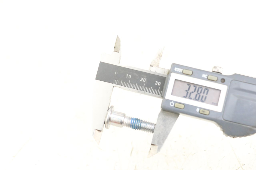 photo de ŚRUBA TARCZY HAMULCOWEJ TRIUMPH SPEED TRIPLE T301 900 (1994 - 1996) - Zbliżenie techniczne