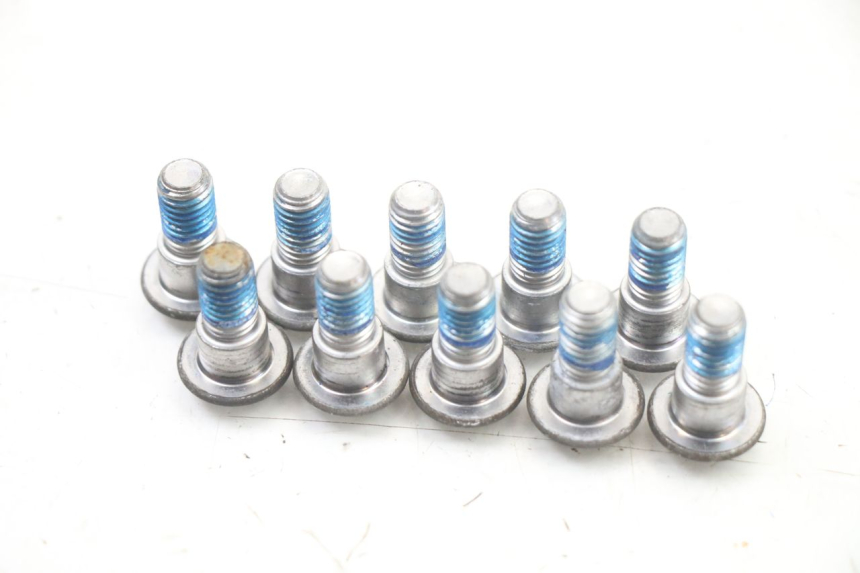 photo de ŚRUBA TARCZY HAMULCOWEJ SUZUKI GSX F GSXF 650 (2007 - 2015) - Zoom stanu zużycia