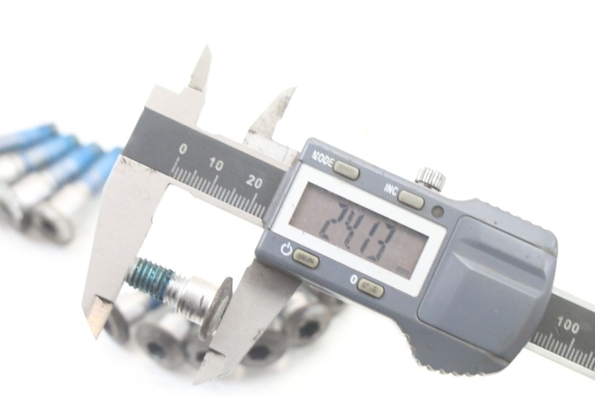 photo de ŚRUBA TARCZY HAMULCOWEJ SUZUKI GSX F GSXF 650 (2007 - 2015) - Część sprawdzona