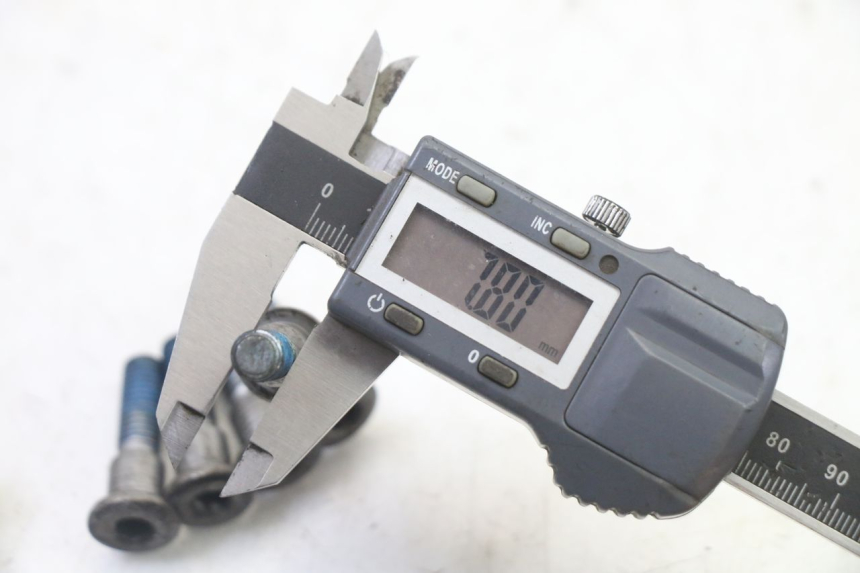 photo de ŚRUBA TARCZY HAMULCOWEJ SUZUKI SV S 650 (2003 - 2009) - Widok ogólny