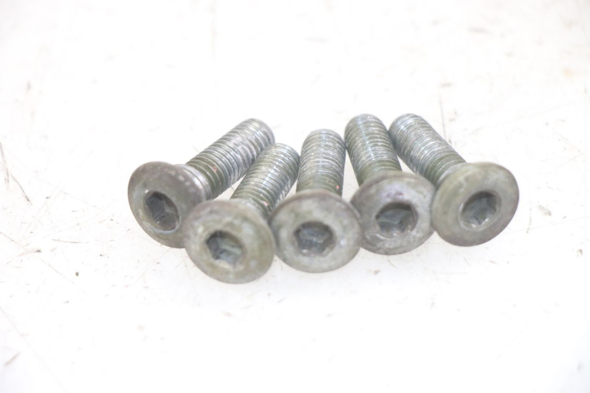 photo de ŚRUBA TARCZY HAMULCOWEJ PEUGEOT TWEET 4T 50 (2014 - 2019) - Inny kąt widzenia