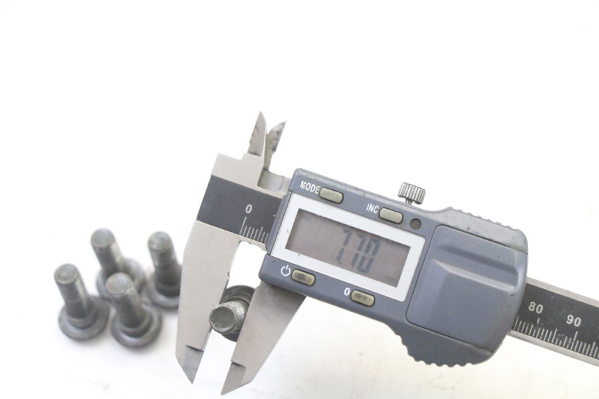 photo de ŚRUBA TARCZY HAMULCOWEJ PEUGEOT TWEET 4T 50 (2014 - 2019) - Inny kąt widzenia