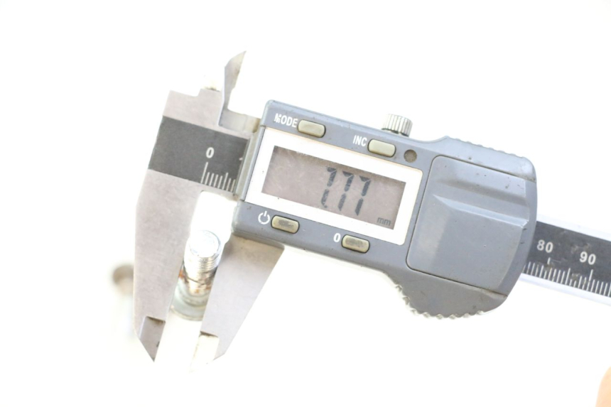 photo de ŚRUBA TARCZY HAMULCOWEJ PEUGEOT V-CLIC VCLIC 50 (2007 - 2013) - Zoom stanu zużycia