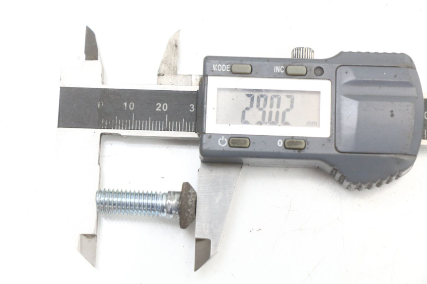 photo de ŚRUBA TARCZY HAMULCOWEJ PEUGEOT VIVACITY NEW 4T 50 (2008 - 2017) - Inny kąt widzenia