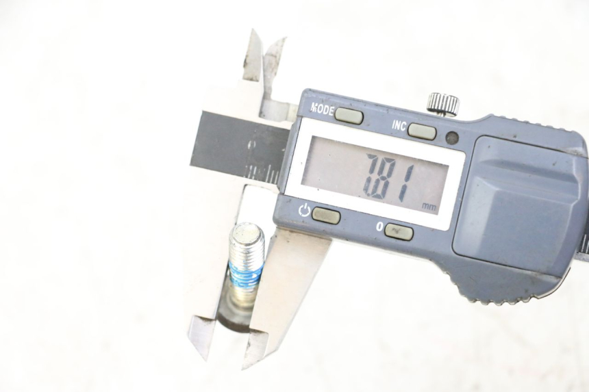 photo de ŚRUBA TARCZY HAMULCOWEJ YAMAHA XMAX X-MAX 125 (2006 - 2009) - Inny kąt widzenia