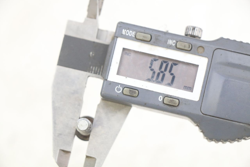 photo de ŚRUBA TARCZY HAMULCOWEJ PIAGGIO X9 EVOLUTION 125 (2003 - 2007) - Szczegół części