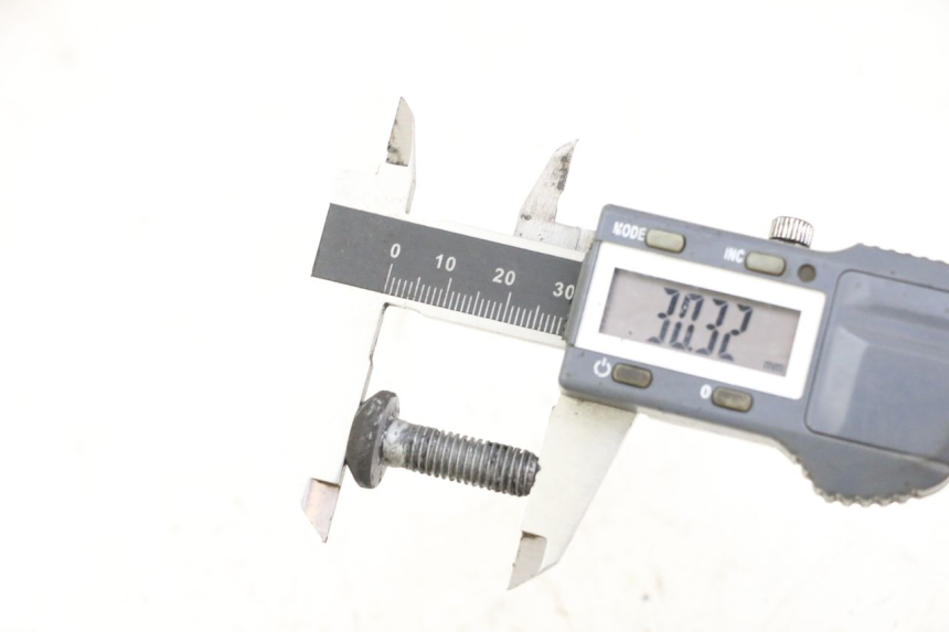 photo de ŚRUBA TARCZY HAMULCOWEJ YAMAHA XJN DIVERSION 600 (2000 - 2003) - Szczegół części