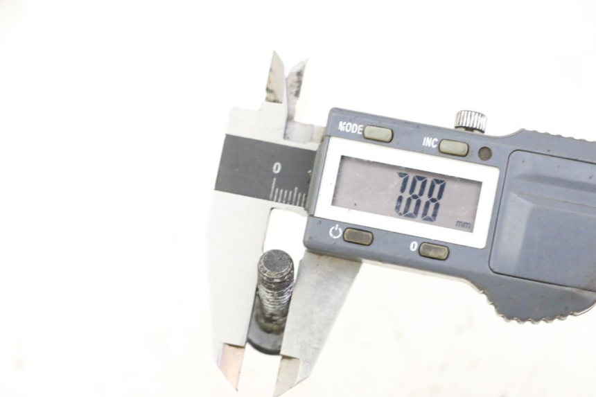 photo de ŚRUBA TARCZY HAMULCOWEJ YAMAHA XJN DIVERSION 600 (2000 - 2003) - Zoom stanu zużycia