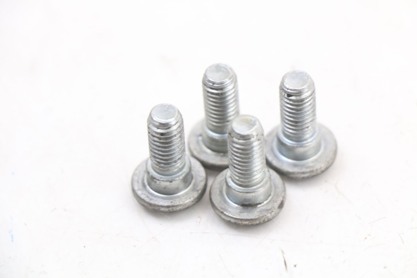 photo de ŚRUBA TARCZY HAMULCOWEJ HYOSUNG XRX 125 (2000 - 2008) - Zoom stanu zużycia