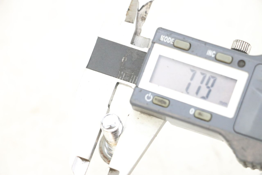 photo de ŚRUBA TARCZY HAMULCOWEJ SYM XS 125 (2007 - 2016) - Zoom stanu zużycia