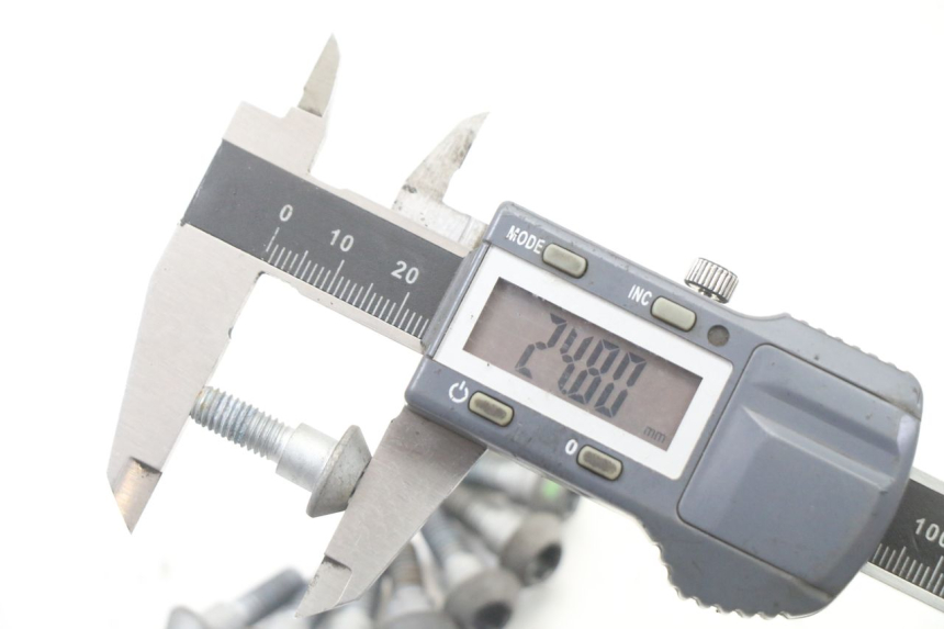 photo de ŚRUBA TARCZY HAMULCOWEJ YAMAHA TRACER 7 700 (2020 - 2024) - Oznaczenia i referencje