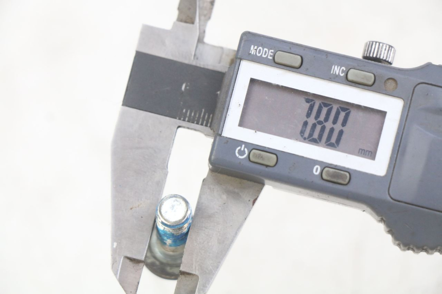 photo de ŚRUBA TARCZY HAMULCOWEJ YAMAHA YP MAJESTY 125 (2007 - 2010) - Zoom stanu zużycia