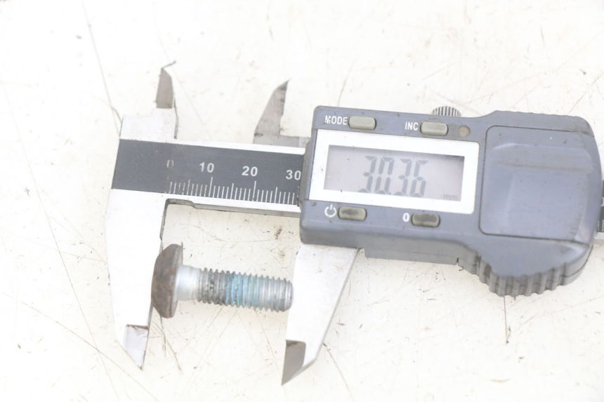 photo de ŚRUBA TARCZY HAMULCOWEJ YAMAHA YP MAJESTY 400 (2004 - 2008) - Szczegół części